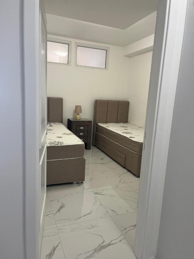 Bečići Adriatic Apartman מראה חיצוני תמונה